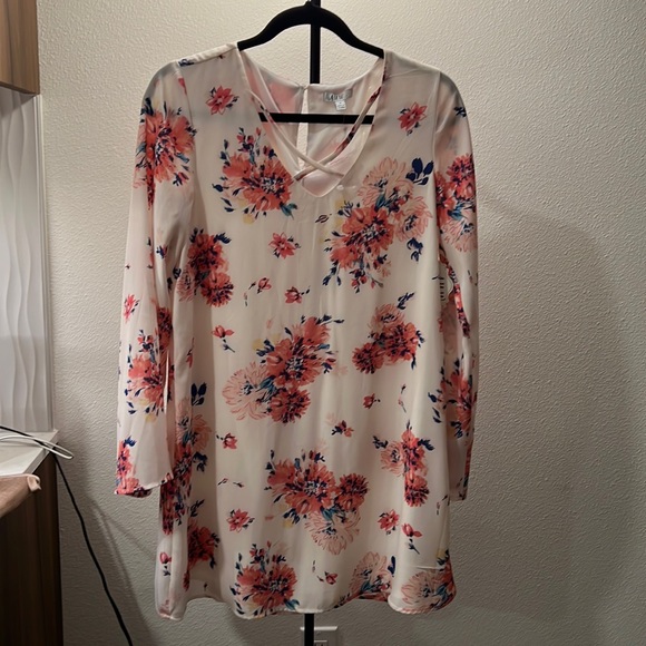 Floral longsleeve dress - Picture 1 of 5